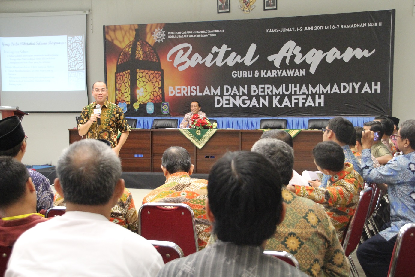 BAITUL ARQAM PCM NGAGEL KOTA SURABAYA; BERISLAM DAN 