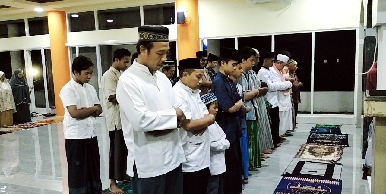 Masjid Al Mukhlis Gelar Tarawih Perdana dengan Nuansa Baru - MuhammadiyahNews.com